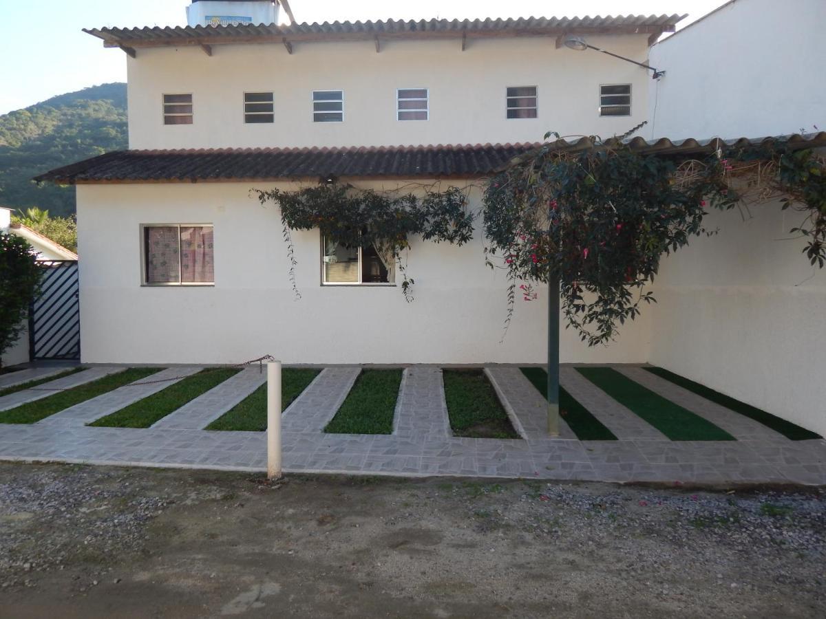 Vila De Ville Chales Ubatuba Exteriér fotografie